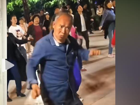 哪里买抖音直播间人气-抖音直播挂铁直播人气软件