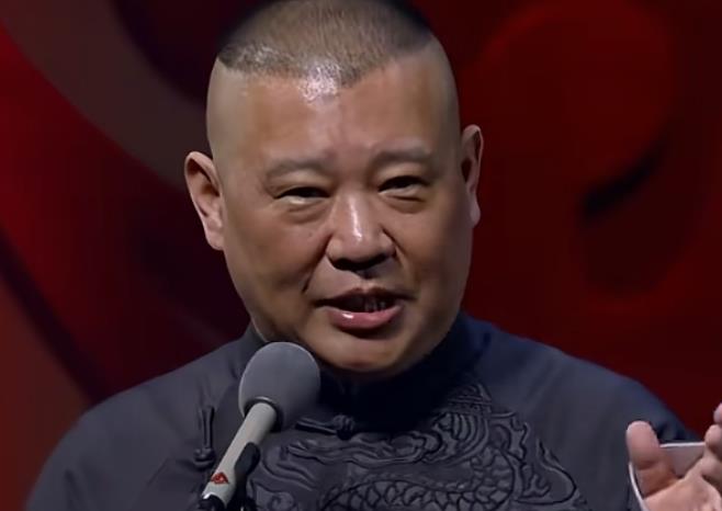 快手直播人气密码：真人挂铁+低价优势，普通人也能做好直播